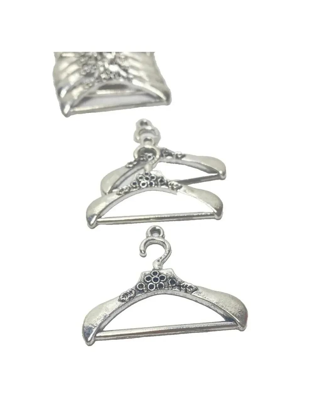 Mini Jewelry Accents Cloth Hangers Silver Colour 10pcs For Crafts Charms New